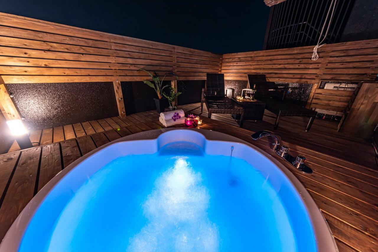 Hotel Aqua Kiss Moriyama (Adults Only) ภายนอก รูปภาพ